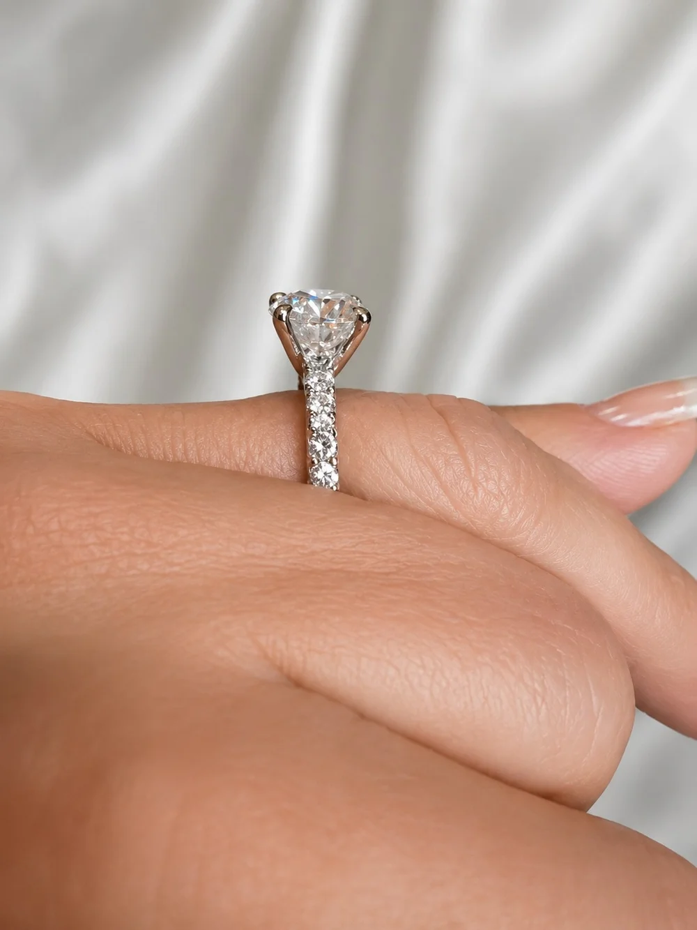 3CT Moissanite Engagement Ring 925 Sterling Silver D Color VVS1 Size 7 - Picture 2 of 7